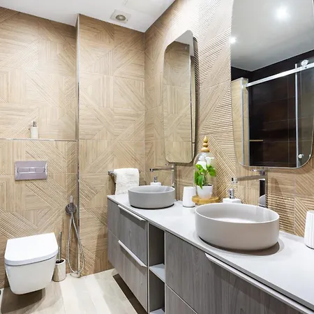 Two Modern And Bright Near El Duque Apartamento *